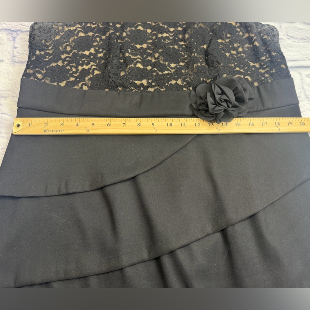Black Lace Tiered Shift Dress with Floral Accent. Sleeveless. Size 16W. - Picture 12 of 12